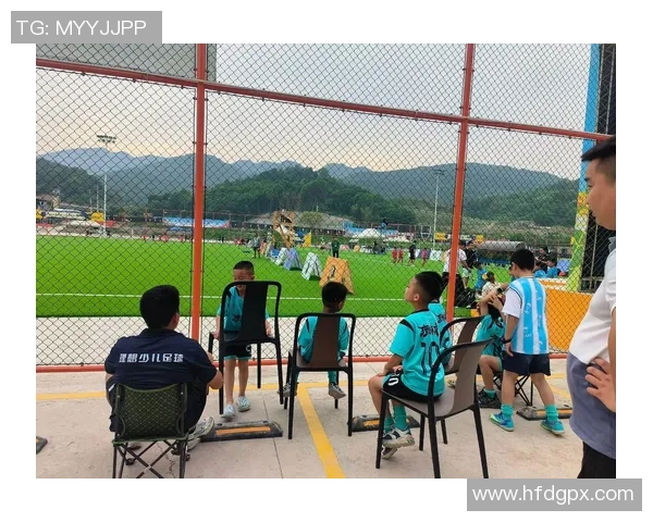 cq9足球宝贝带你领略足球魅力与激情的完美结合体验